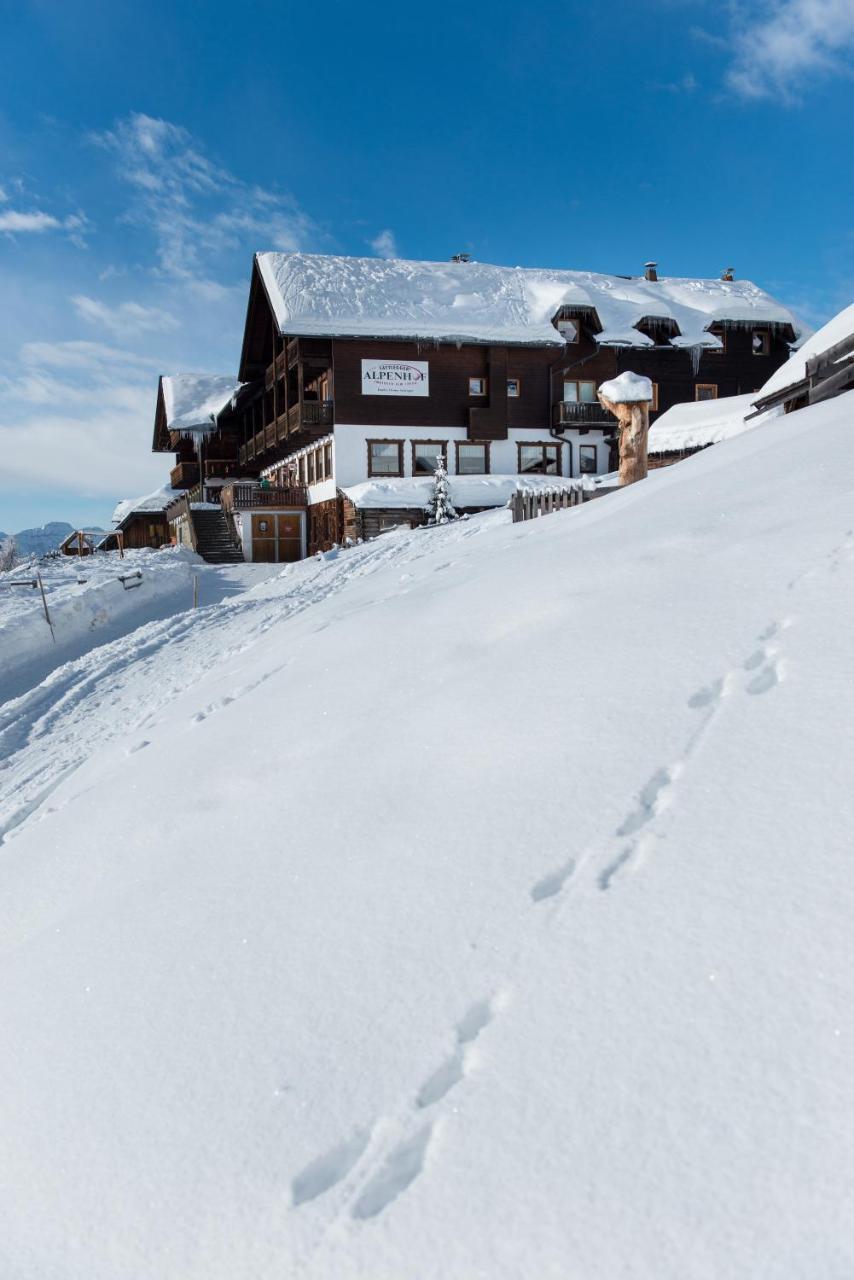 Sattleggers Alpenhof & Feriensternwarte Hotel Greifenburg Exterior photo